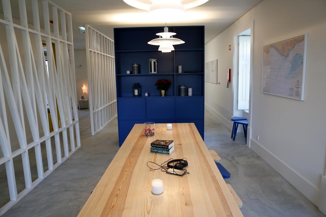 Aktion Beach House Carcavelos  Buitenkant foto