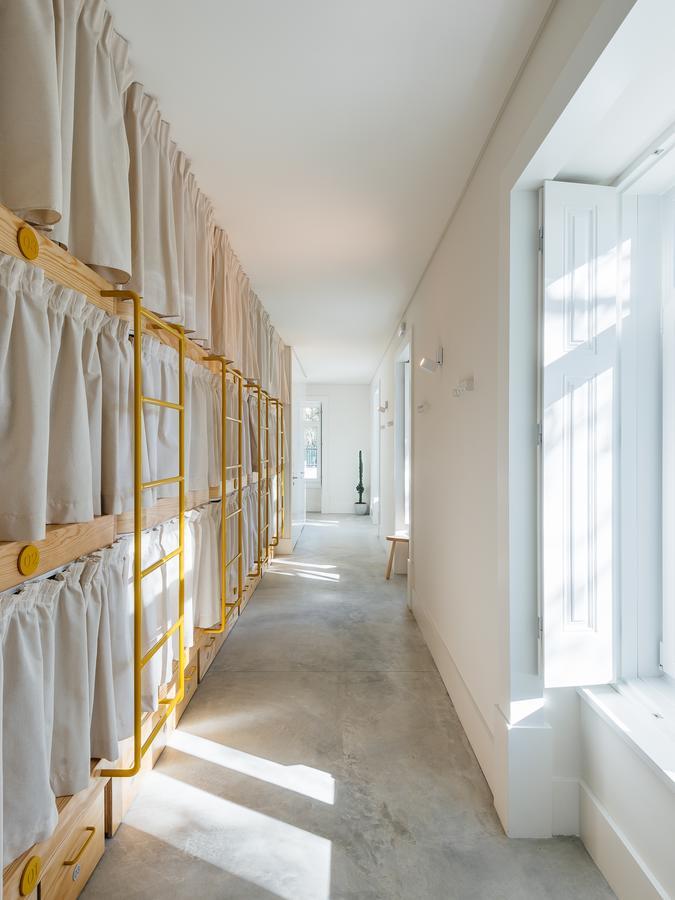 Aktion Beach House Carcavelos  Buitenkant foto